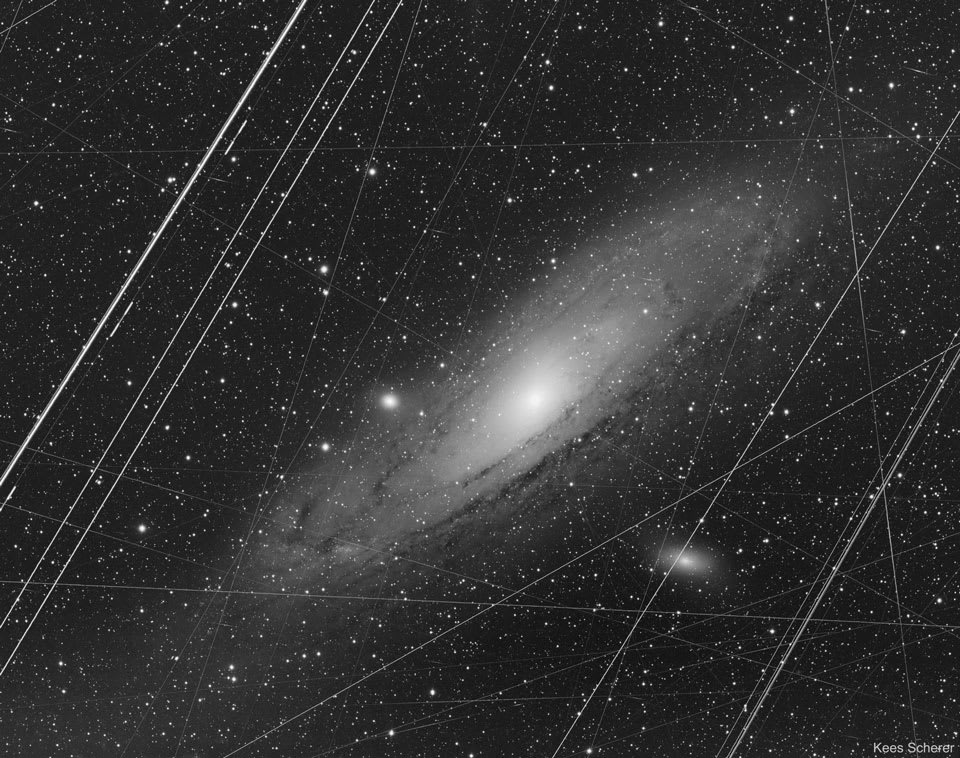 APOD: 2019 October 14 - Andromeda before Photoshop