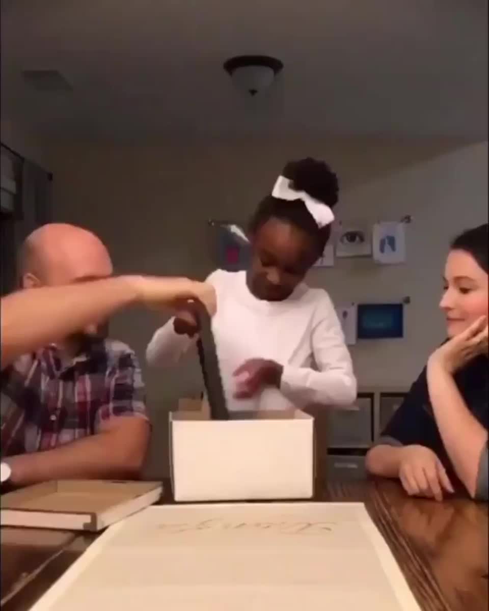 10yo girl finding out she’s getting adopted by her foster parents