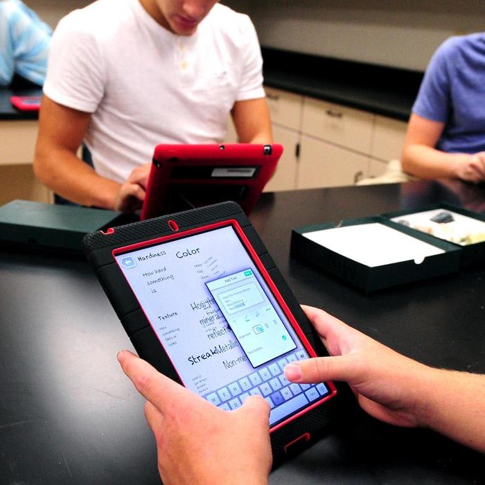 iPads Improve Classroom Learning, Study Finds