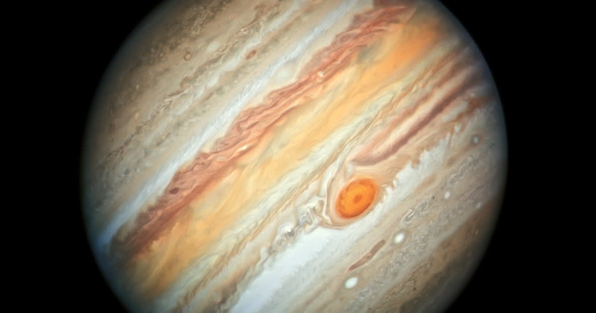 Inside Jupiter, hydrogen gas smoothly becomes metal, scientists reveal