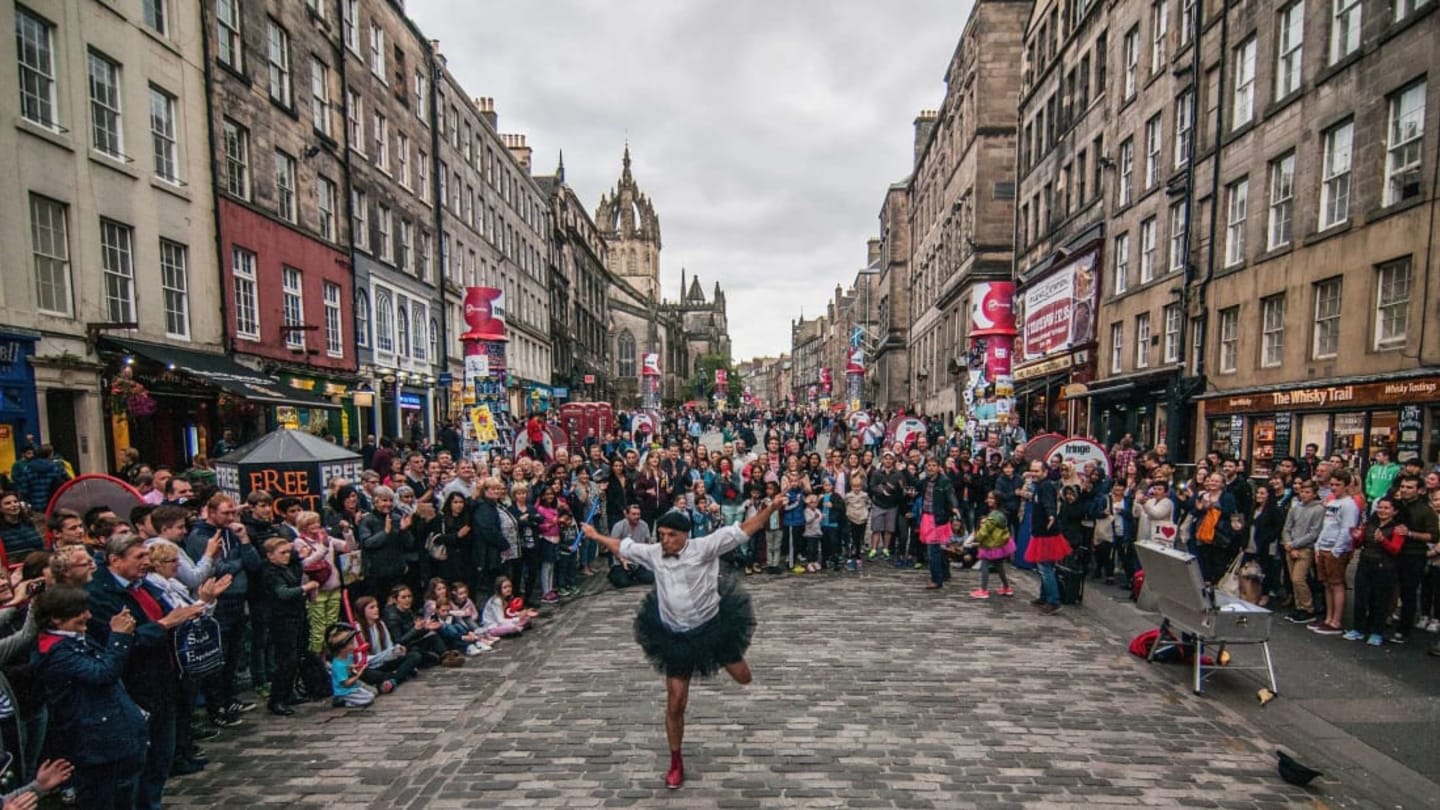 8 Facts About the Edinburgh Fringe Festival