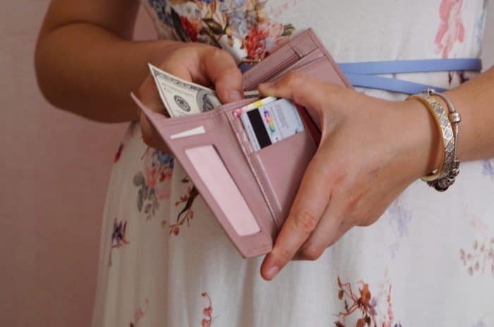 17 Things Frugal People Usually Don't Do