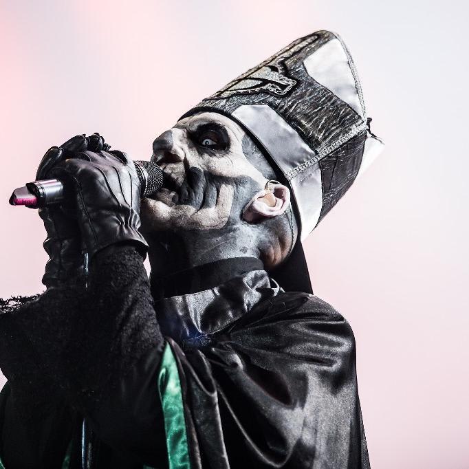 Texas Venue Defends Ghost From Horrified Pastor