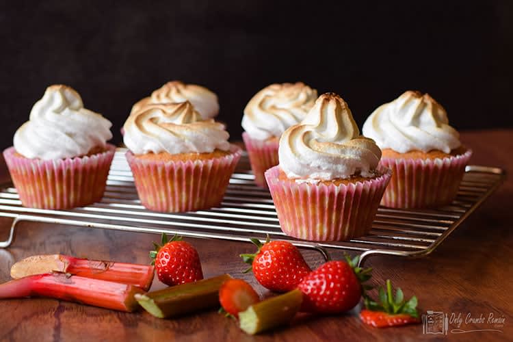 Rhubarb & Strawberry Meringue Cupcakes