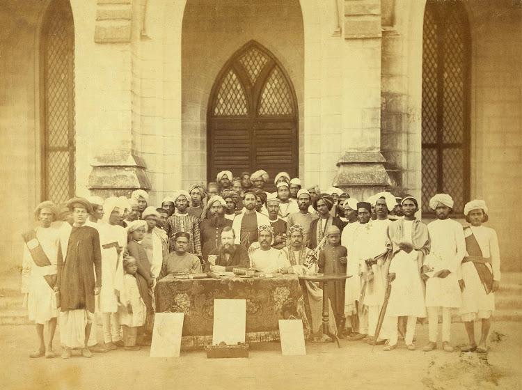 Students and Staff in front of the Medical School at Nagpur, Maharashtra, India.1870