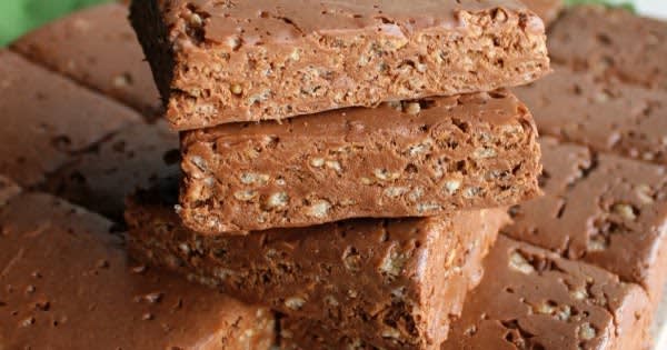 Peanut Butter and Chocolate Krispie Bars