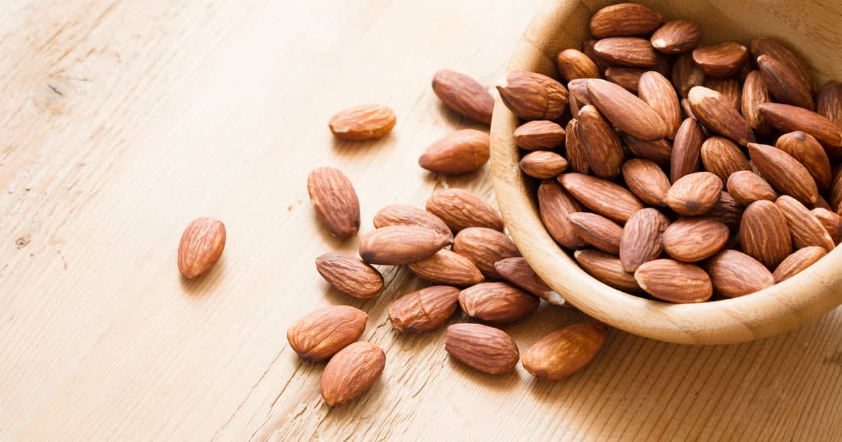 Just Half a Serving of Nuts Per Day Might Help You Avoid Weight Gain, a Study Says