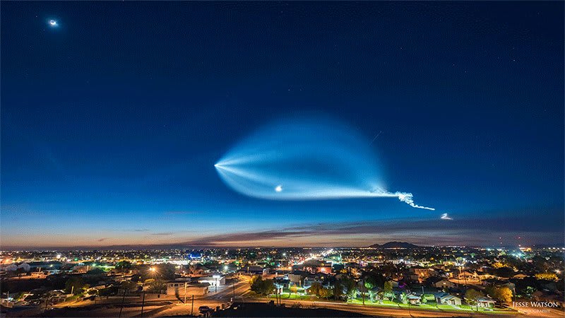 Watch this remarkable timelapse of the SpaceX Falcon 9 rocket launch last week. (cc: @elonmusk 🚀👀😲)