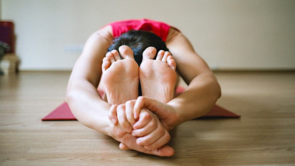 Keep fit, flexible and relaxed at home with iPhone Yoga apps