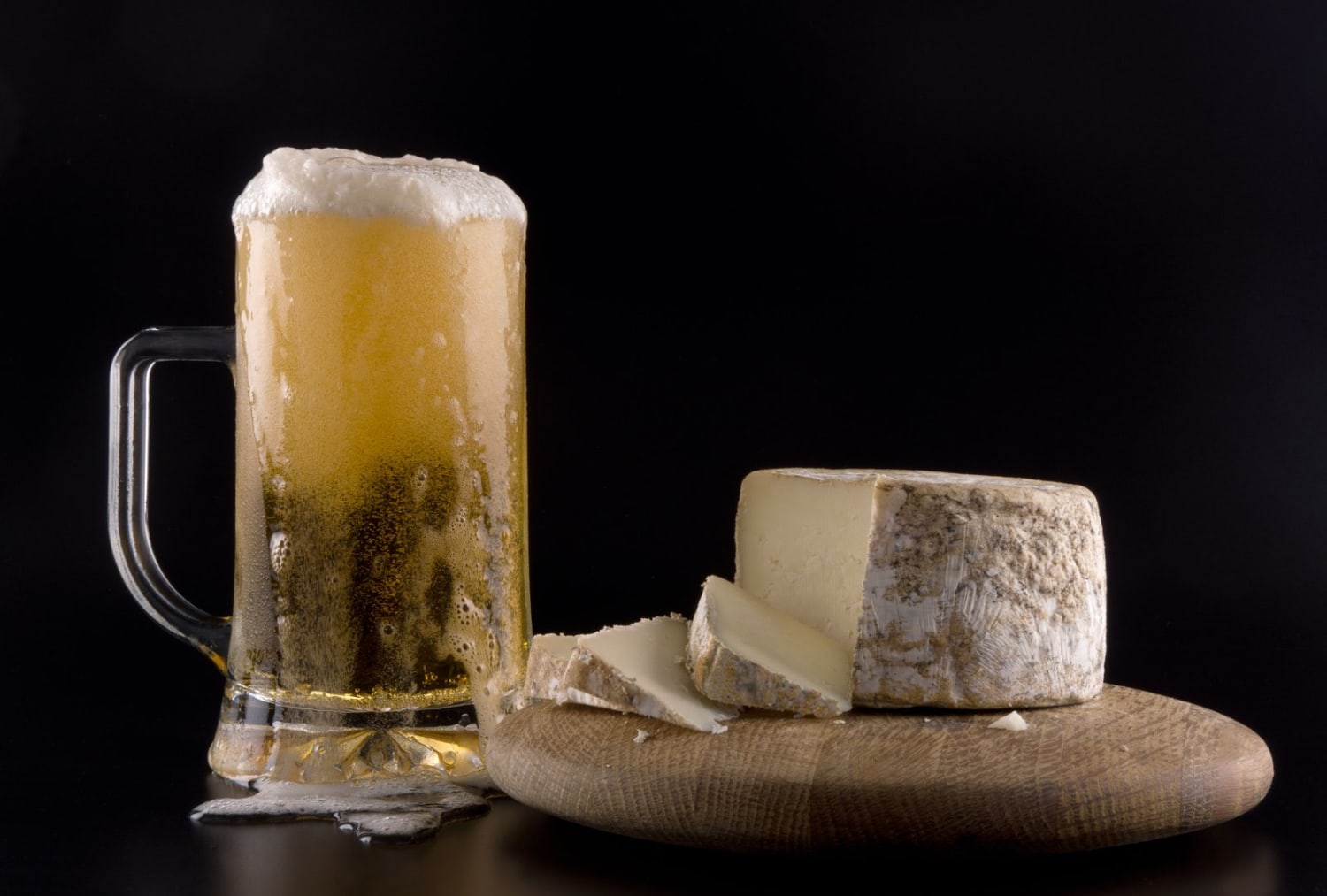 How Cheese, Wheat and Alcohol Shaped Human Evolution