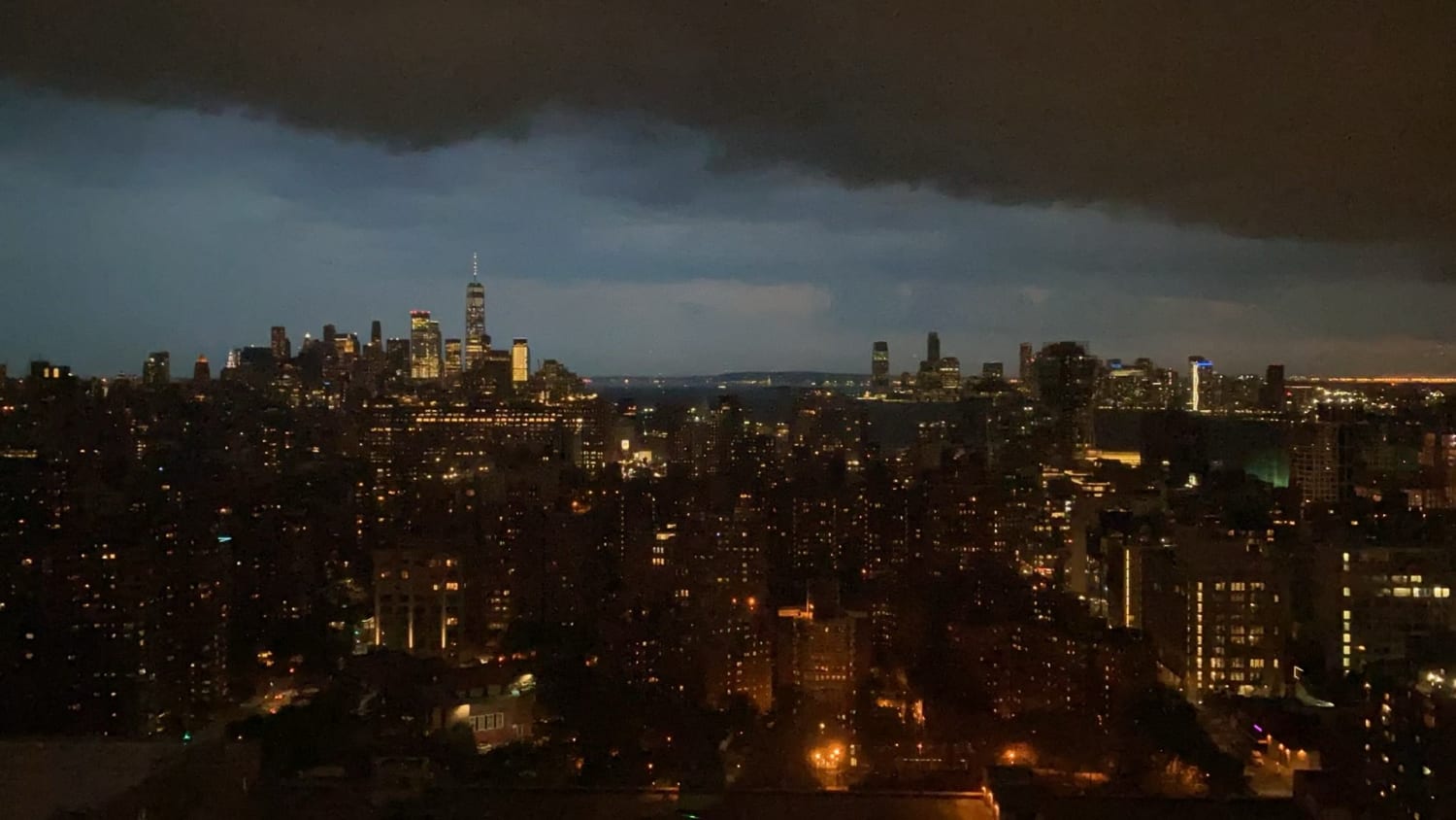 Timelapse of a storm rolling through NYC.