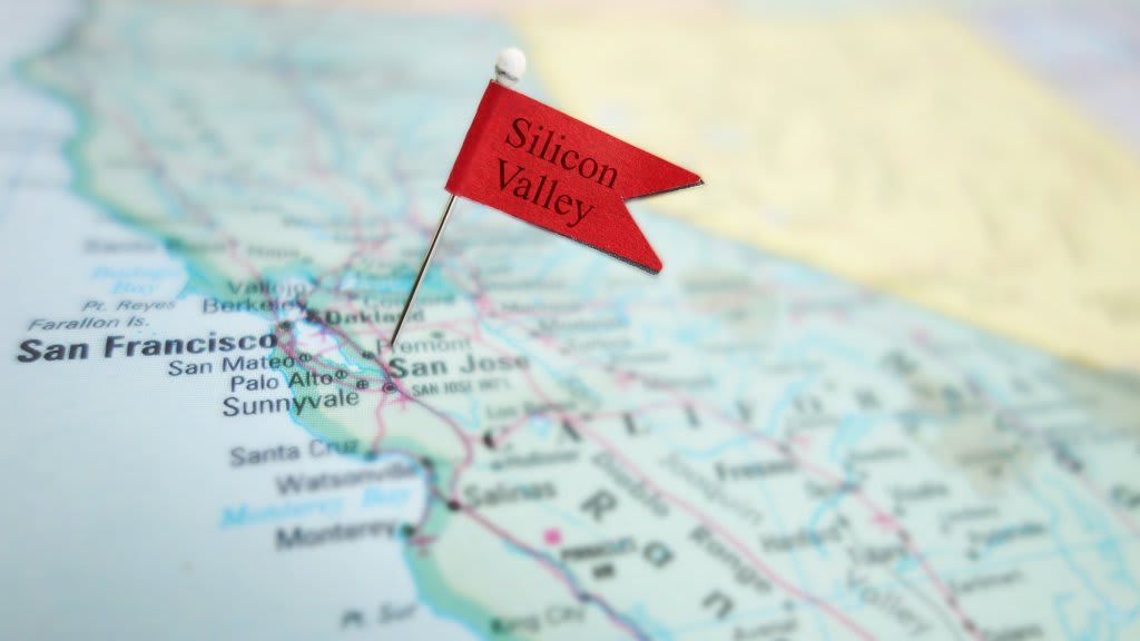 6 Questions You Should Ask Yourself Before Making the Big Move to Silicon Valley