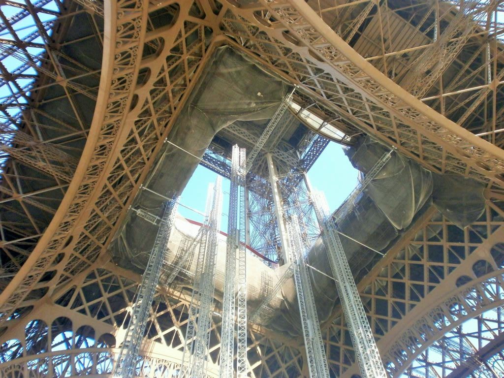 FRANCE: Paris - The Eiffel Tower