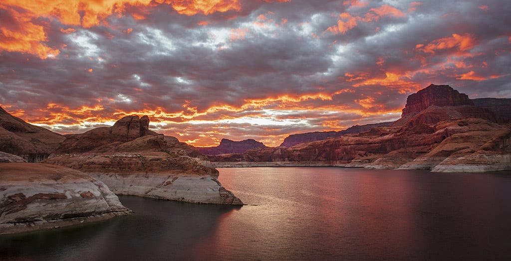 Cruise Lake Powell by Houseboat with @smathiaphoto and Gary Ladd to capture scenic views of side canyons, alcoves and miles of towering canyon walls in intriguing compositions of color, texture and pattern, Oct 4-8, 2021.