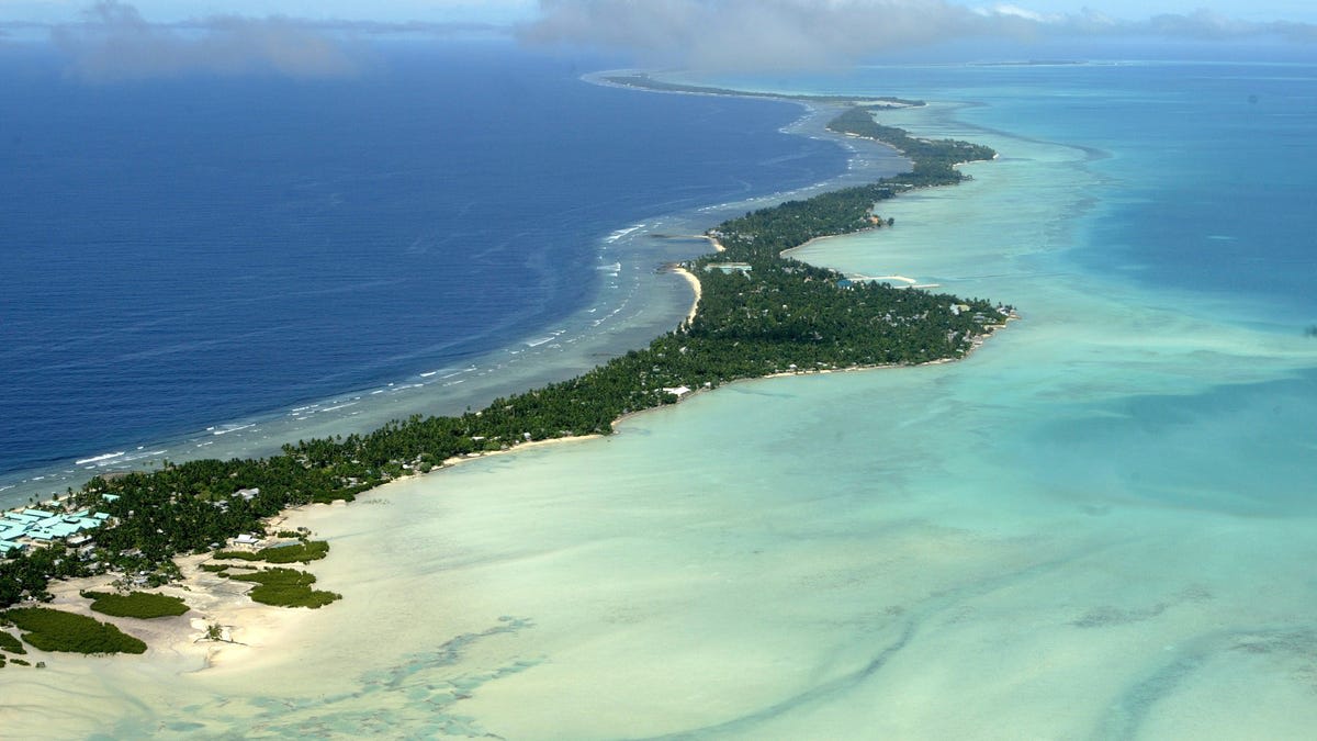 Pacific Islands Declare 'Climate Crisis' That Calls for the End of Fossil Fuels