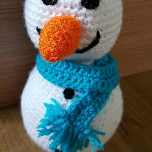 Crochet Snowman - Free Pattern -Off The Hook