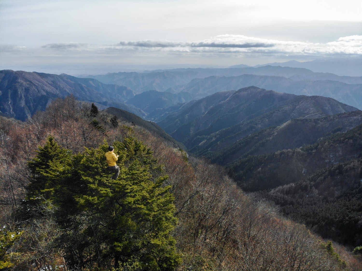 Recently had my biggest hike day ever. I summited 10 different peaks over 13 hours in Tokyo, Japan.
