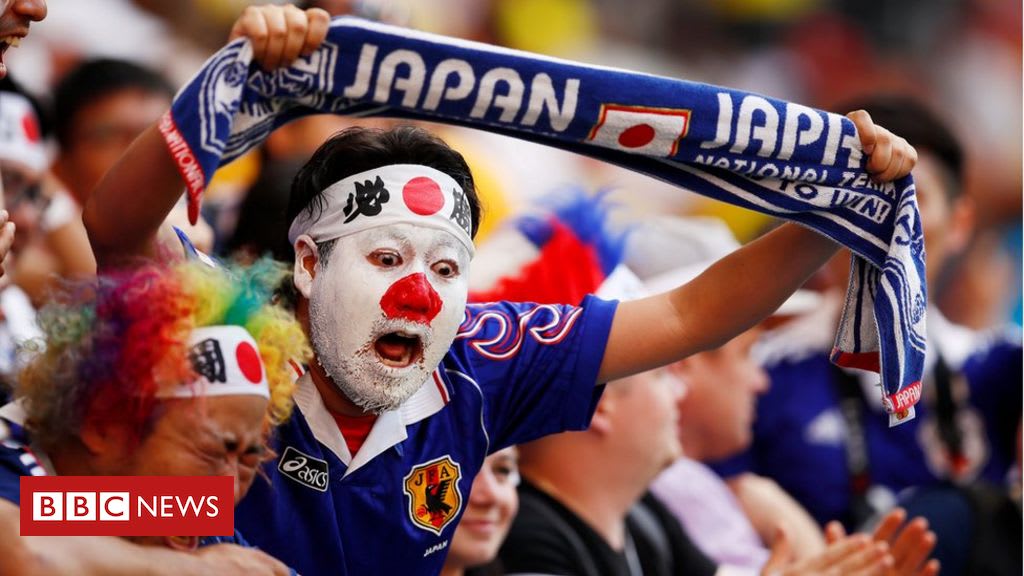 World Cup: Japan fans impress by cleaning up stadium