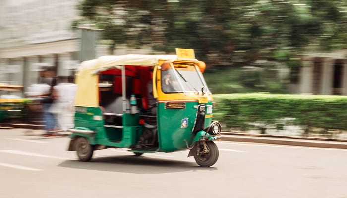 Can You Make it Through the Rickshaw Run through India?