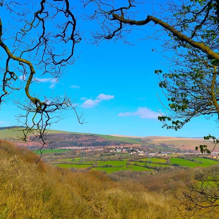 7 Instagrammable Places to Visit in South Wales - The Valleys