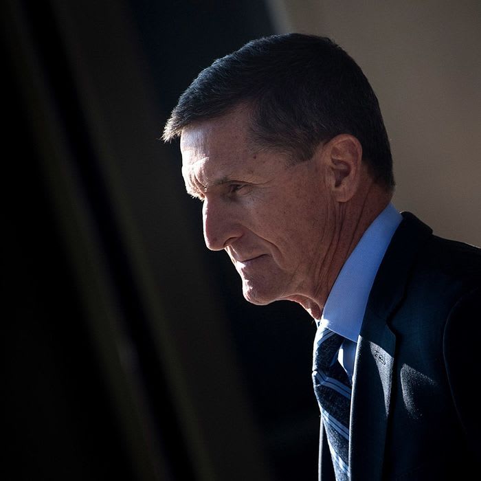 Mueller urges judge to reject Michael Flynn's 'attempt to minimize' his lies before sentencing
