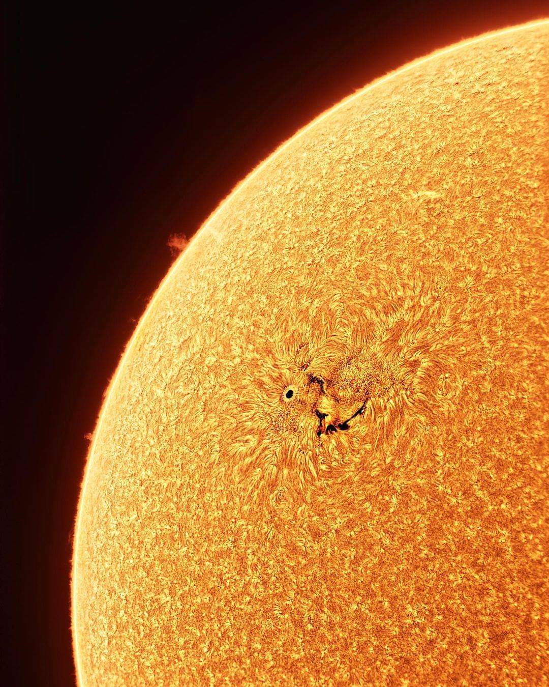 Close-up of Sunspot AR12781