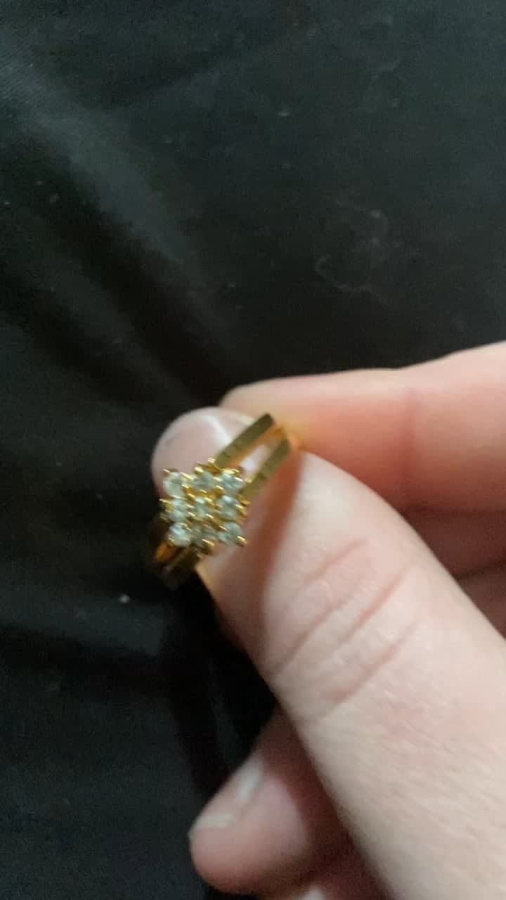 A couple people asked for a video of my ring that flips and here it is!