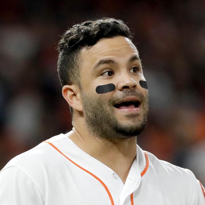 Astros livid over controversial call in ALCS Game 4: 'That's a clear home run'