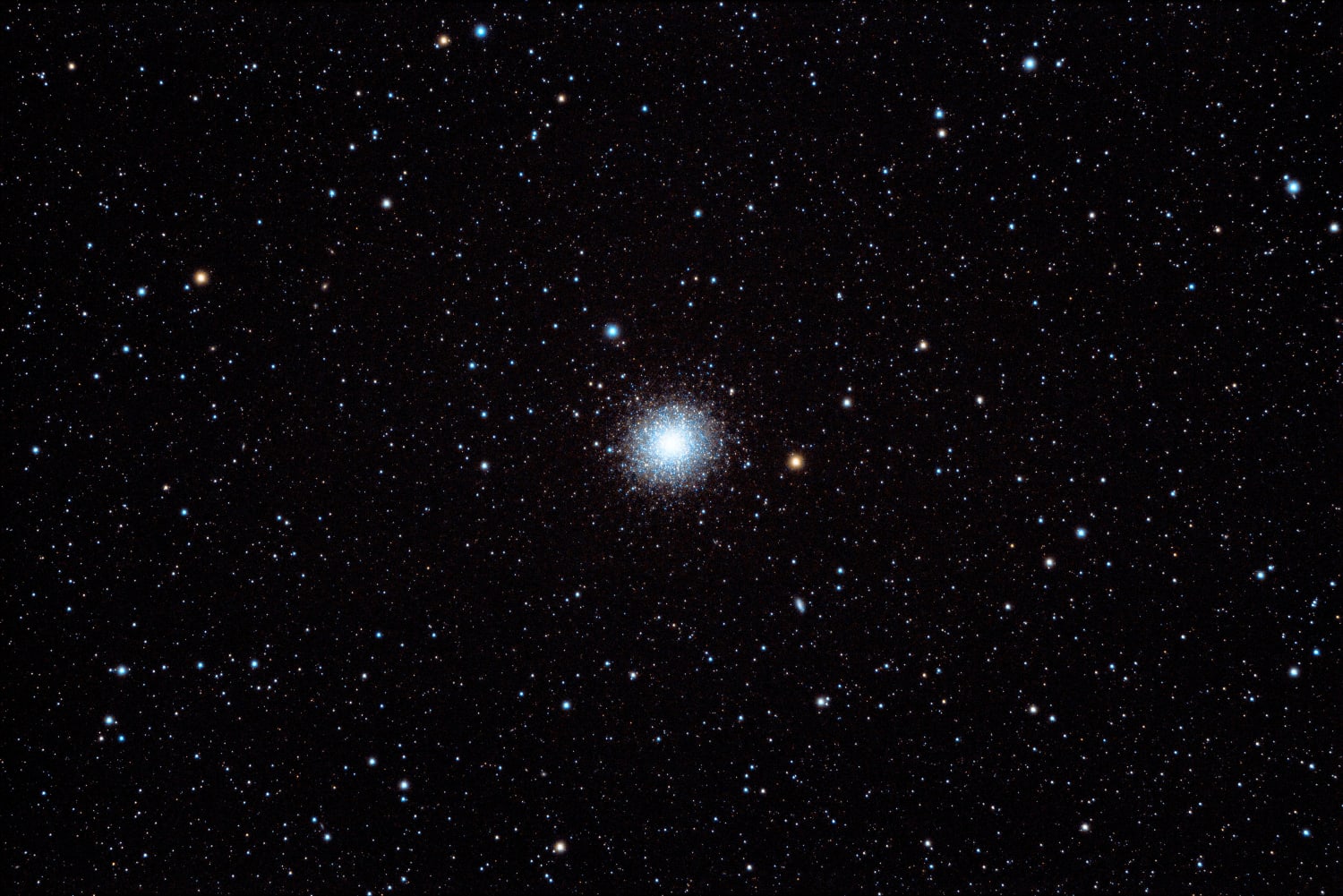 M13 - The Great Globular Star Cluster in Hercules