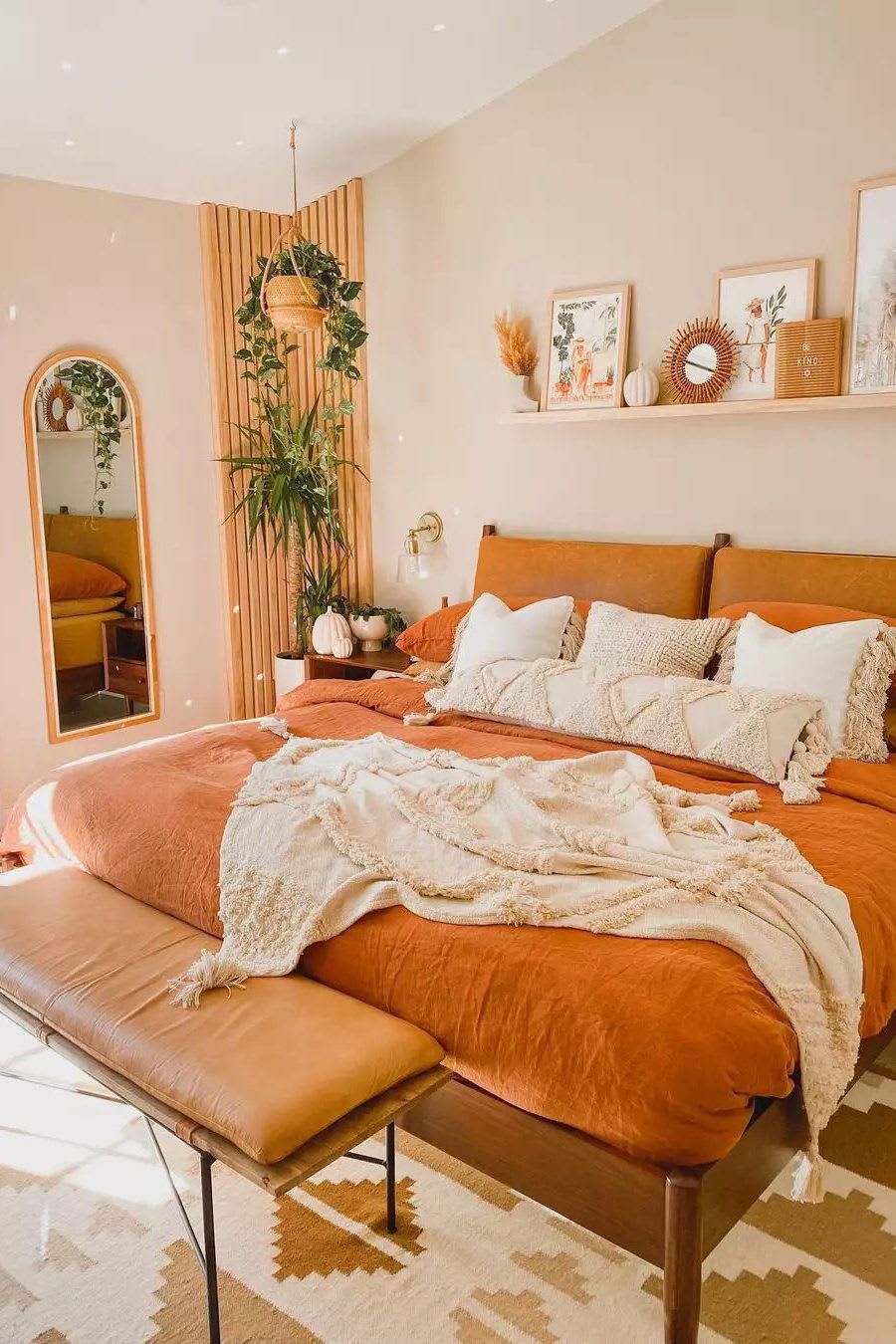 31 Orange Bedroom Ideas That Are Surprisingly Cozy