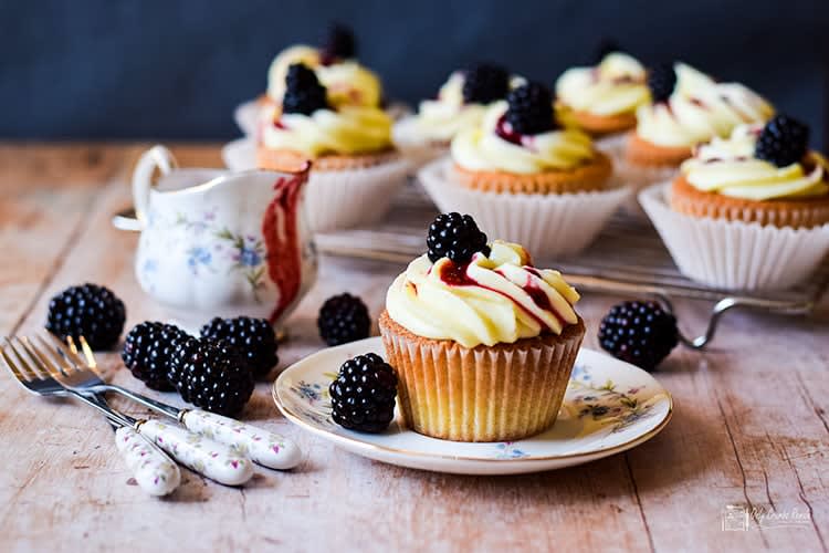 Blackberry & Pear Cupcakes