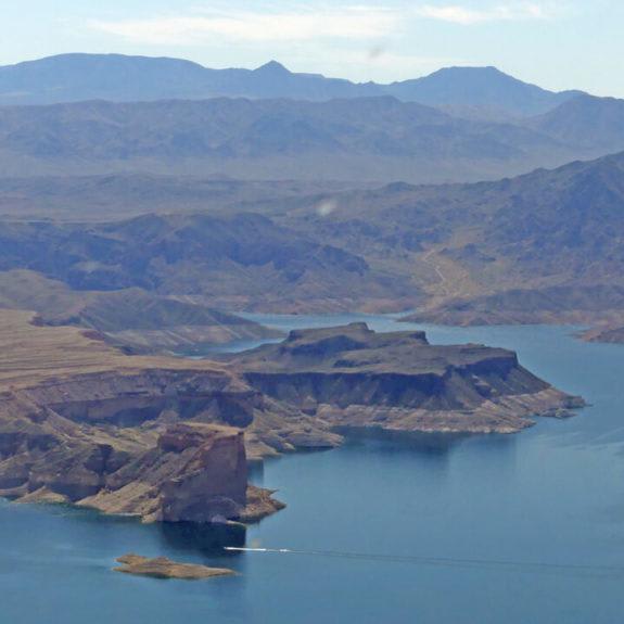 Lake Mead Grand Canyon Tour with 5-star Helicopter ToursLake Mead Grand Canyon Tour with 5-Star Helicopter Tours - Adventurous Retirement