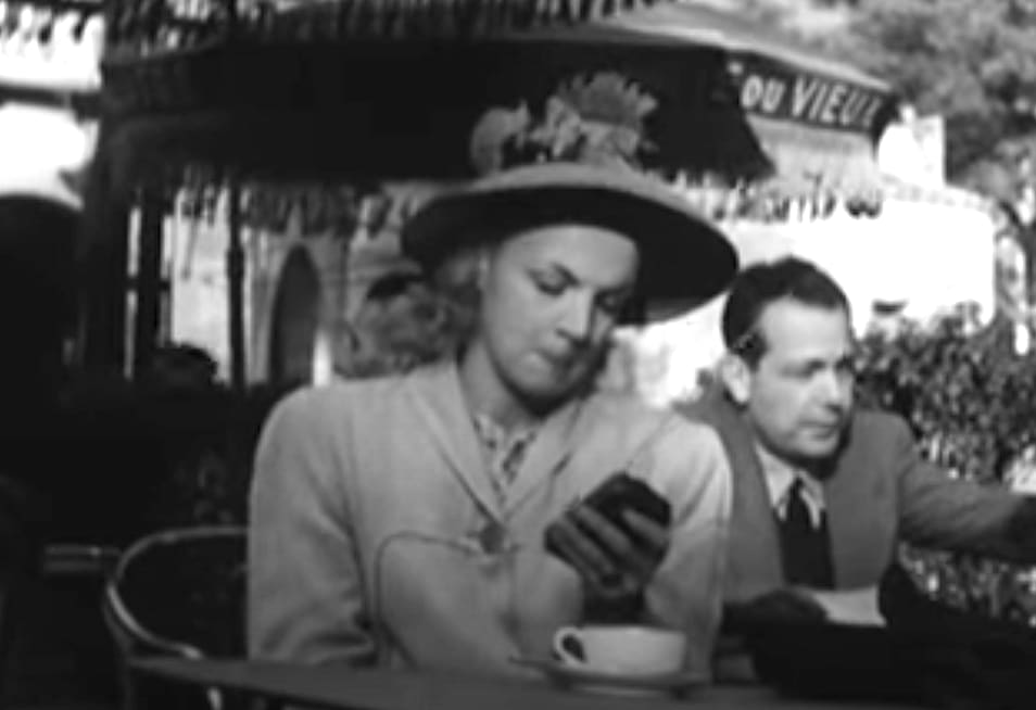 A 1947 French Film Accurately Predicted Our 21st-Century Addiction to Smartphones