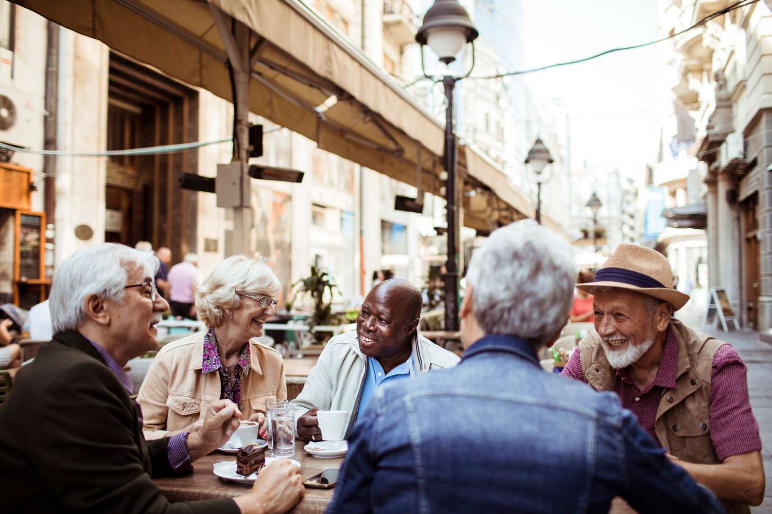 14 Best Senior-friendly Travel Groups