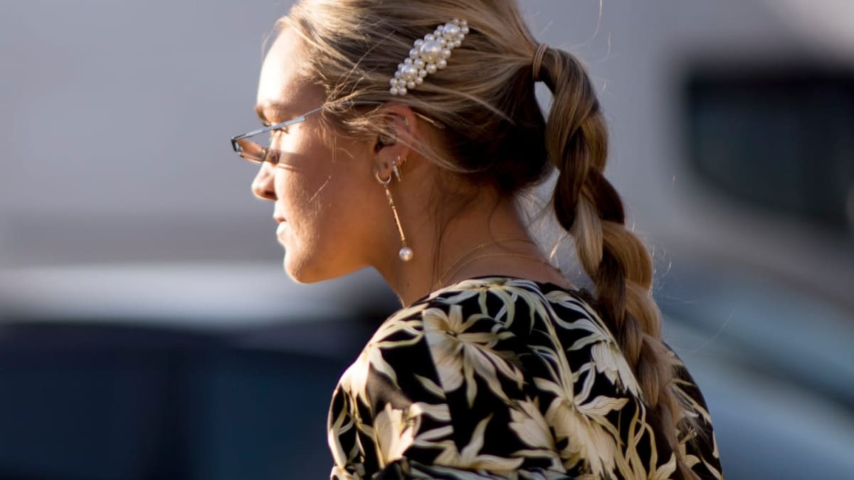 24 Trendy Hair Barrettes to Decorate Your Head With
