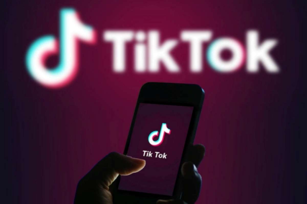 TikTok banned from app stores in US from Sunday