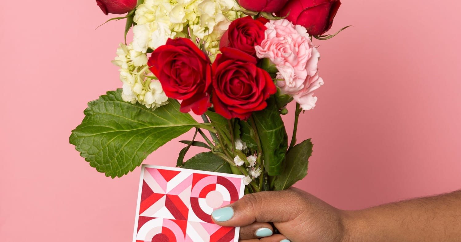 12 Cute Things To Put In A Valentine's Day Care Package
