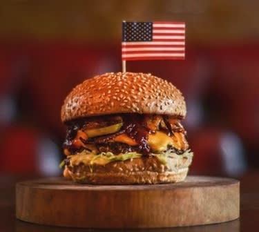 Happy 4th Of July! Here Are Four Great Burger Recipes To Help You Celebrate!