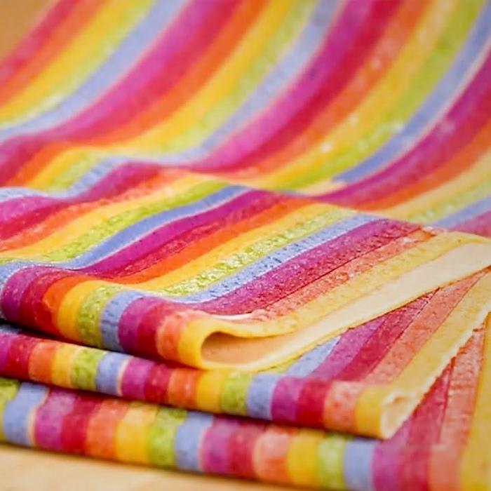How does Salty Seattle make rainbow pasta without artificial flavors? - The Kid Should See This