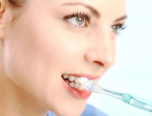 How to brush your teeth: 8 major mistakes