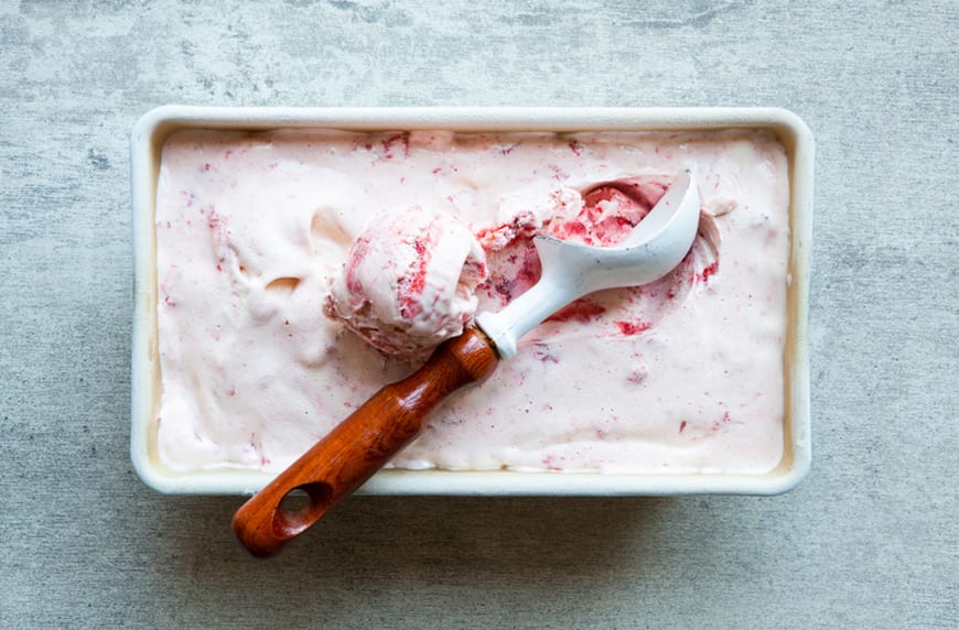 You can make this 5-ingredient strawberry-banana vegan ice cream in minutes