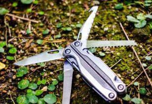 TOP 8 Best Multi Tools - The Must-Have for Outdoorsmen