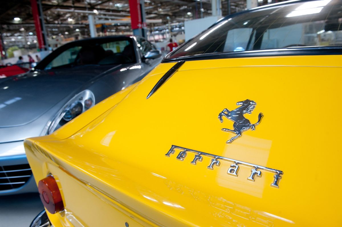 Ferrari Halts Output for Two Weeks as Virus Spreads in Italy