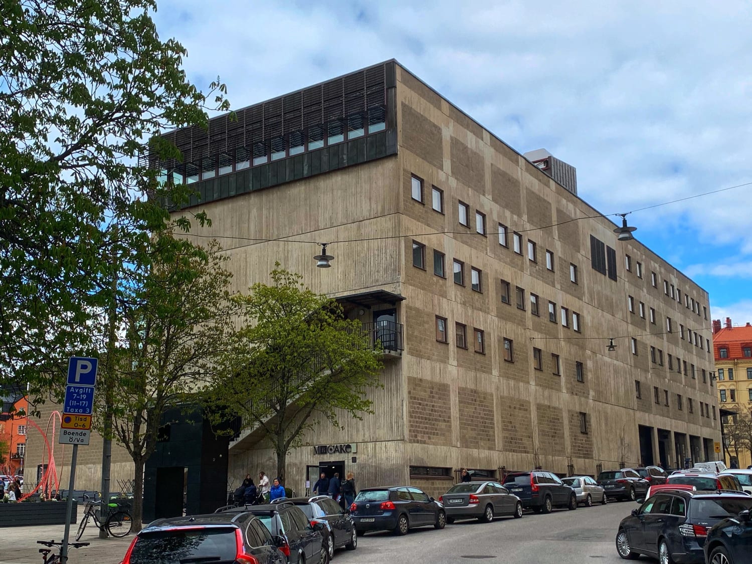 The old School of Architecture, this 12,000-square-foot neo-brutalist concrete building has been named the ugliest building in Stockholm (Sweden) on many occasions. Architect; Gunnar Henriksson