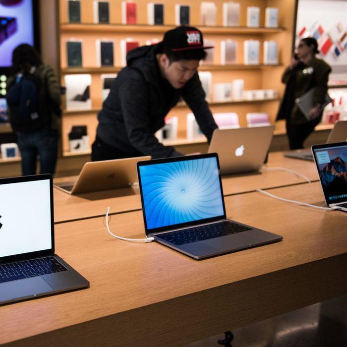 Apple to Unveil iPad, MacBook Laptop Overhauls on Oct. 30
