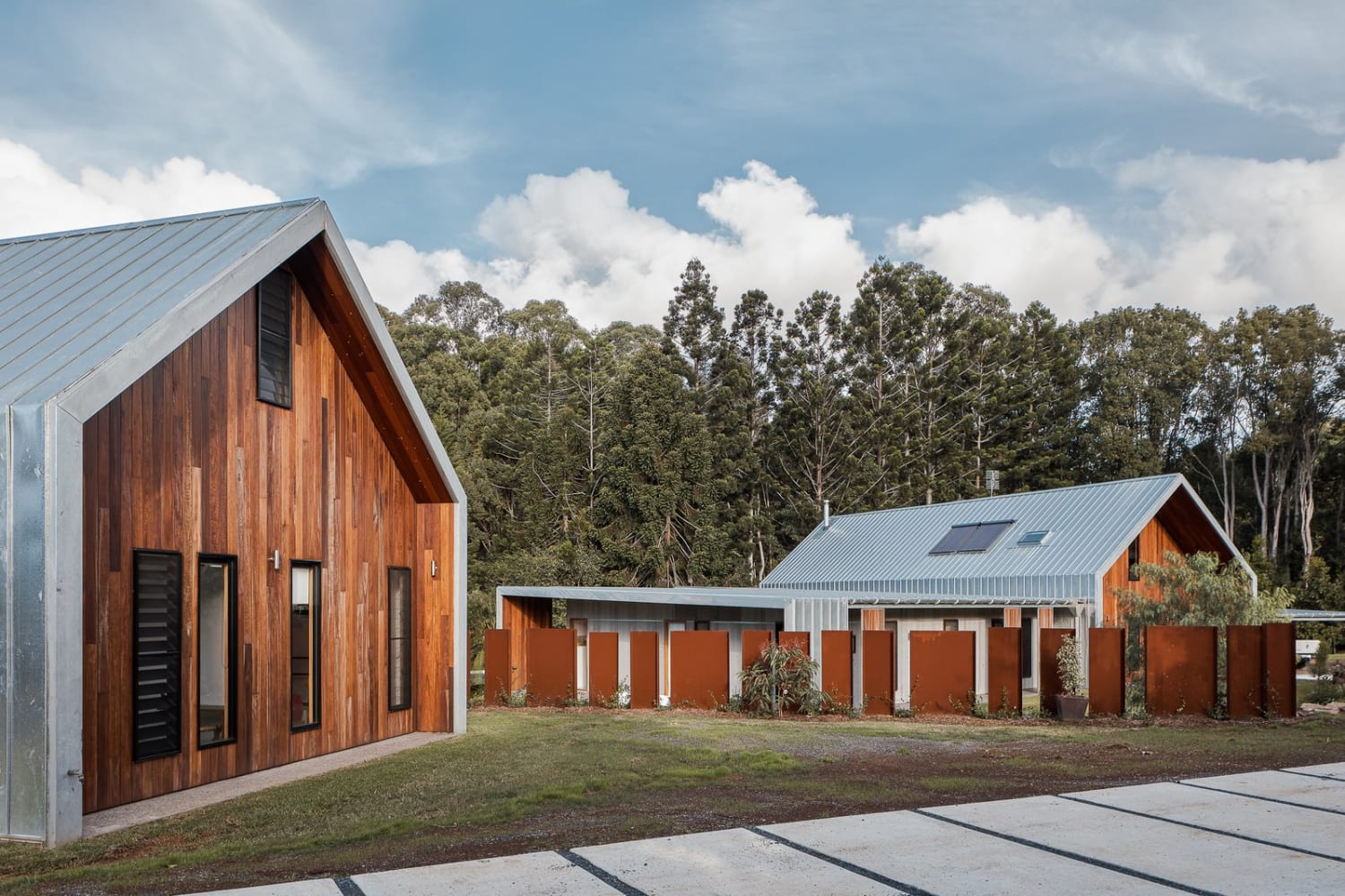 Two Barn-Like Volumes Make Up This Low-Maintenance Australian Home