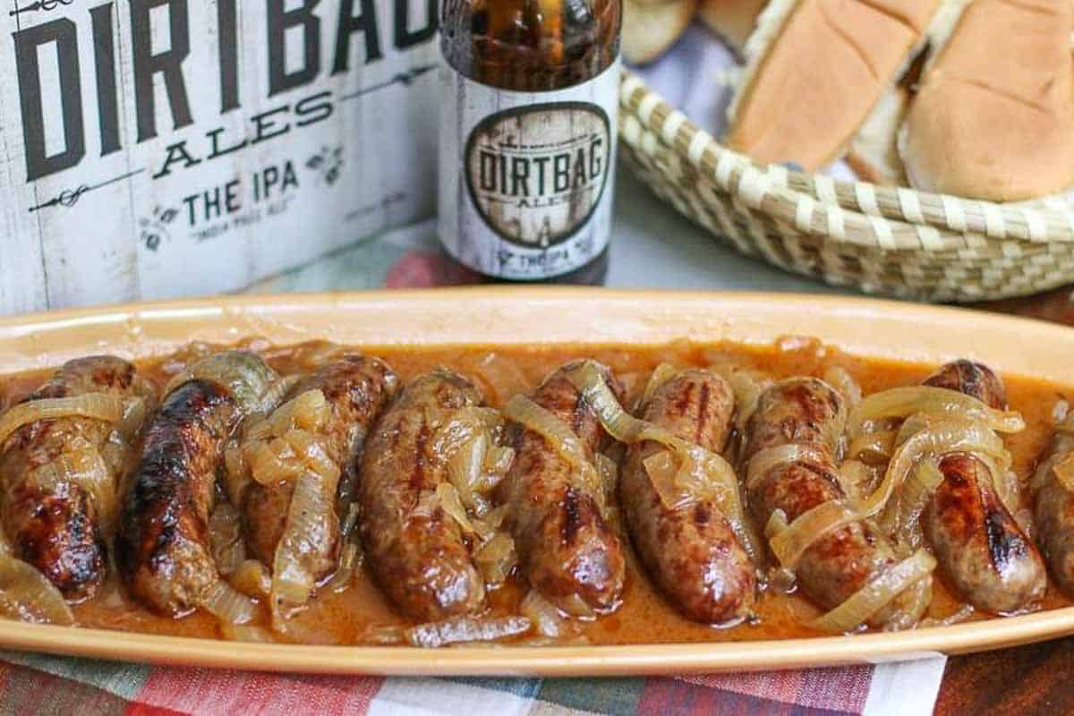 Slow Cooker Beer, Brats, and Onions