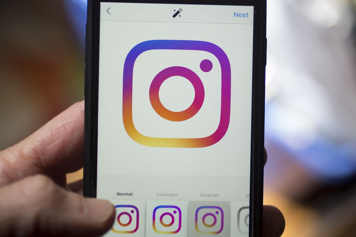 Young Instagram Users Give Up Privacy in Search of Metrics
