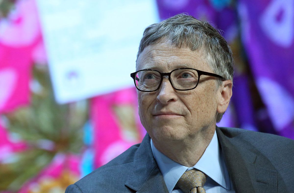 Bill Gates Bets on Solution to Vaccine Nationalism: Mass Output