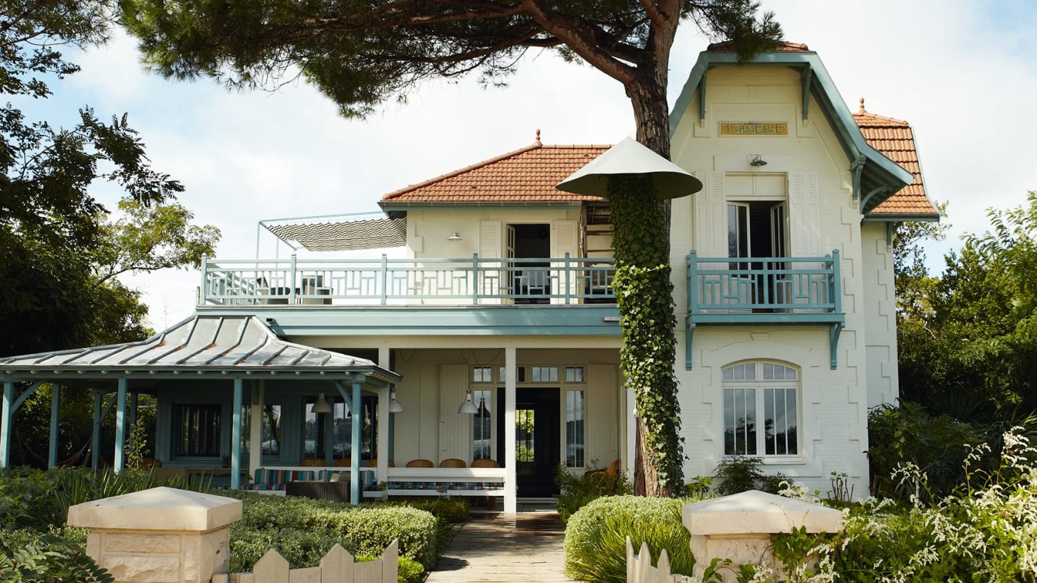 A dream seaside house on Cap Ferret revived